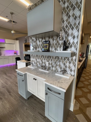 Kitchen backsplash and quartz countertop inspiration